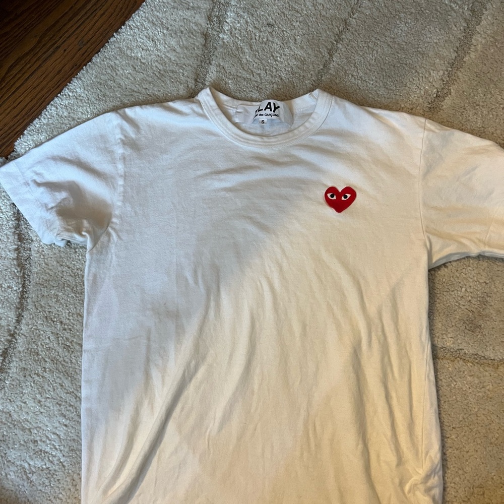 Comme des Garçons PLAY White T-Shirt